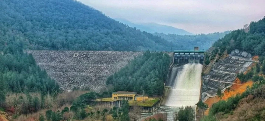 BALIKESİR'DEKİ YAĞIŞLAR BARAJLARA CAN SUYU OLDU